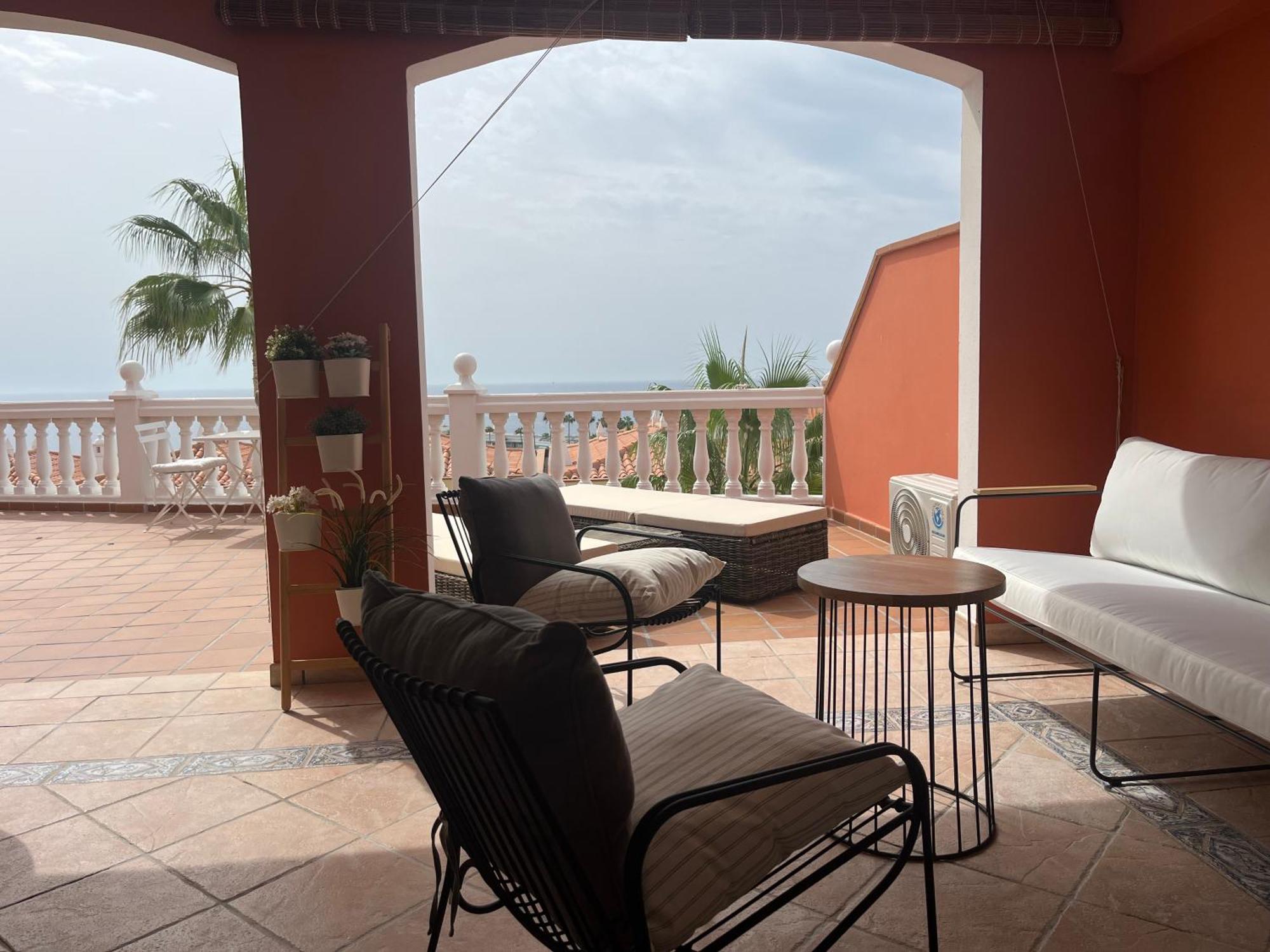 Playa Del Duque-Amazing Views 2 Bedroom Адехе Экстерьер фото