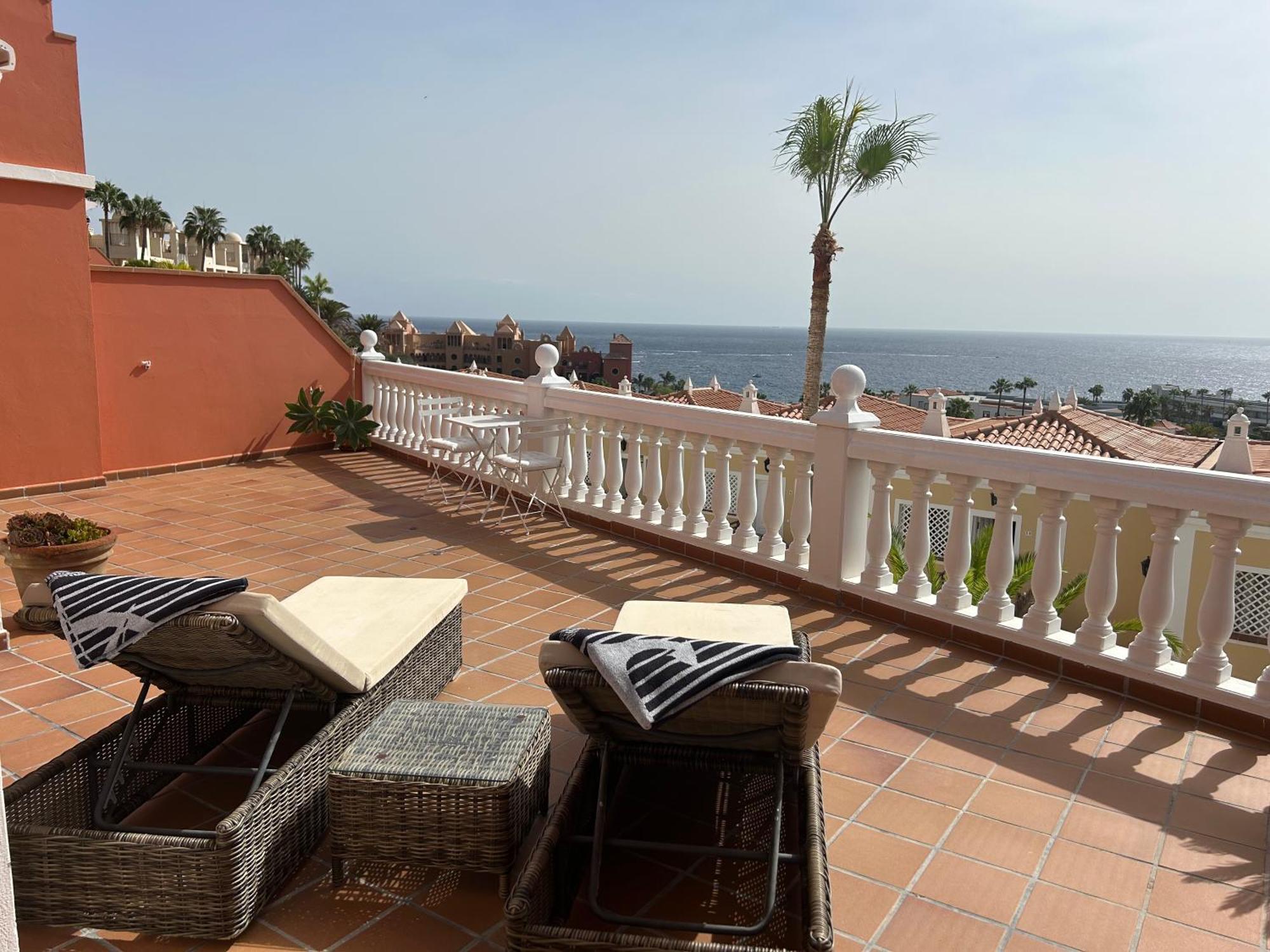 Playa Del Duque-Amazing Views 2 Bedroom Адехе Экстерьер фото